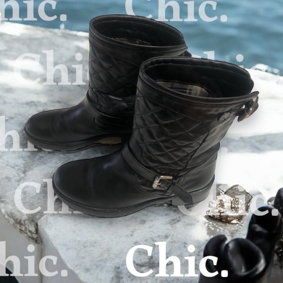 Aquatalia Black Quilted Mid-Calf Quilted Moto-Metro Style Boots   size 8  ~ EUC - Picture 11 of 15